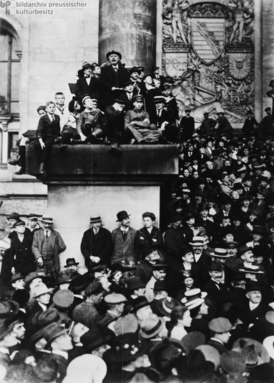 Friedrich Naumann, Speech on Berlin’s Königsplatz (1919)